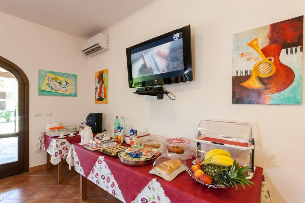 Relais Villaggio Azzurro Рим Екстер'єр фото